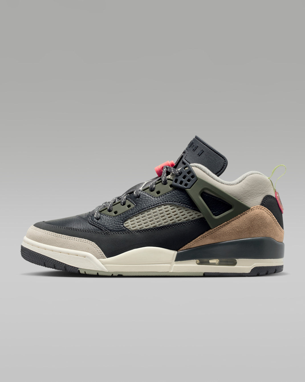 Jordan Spizike Low